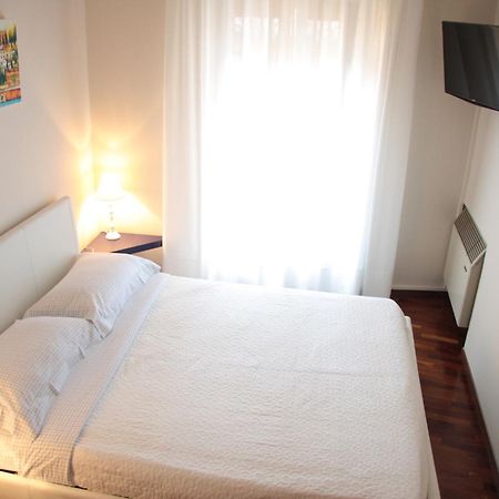 Lo Scalino Apartment Verona Bagian luar foto
