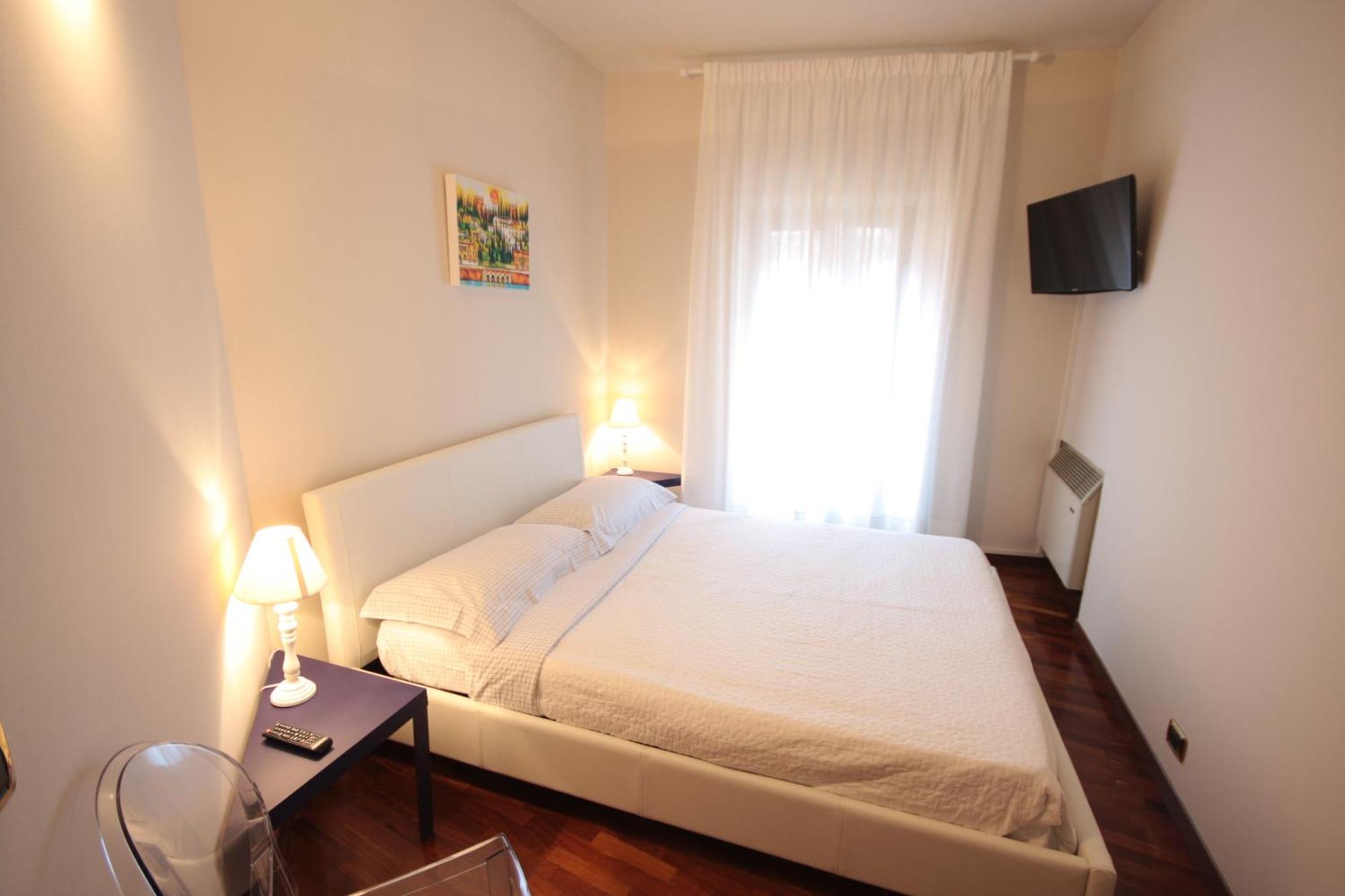 Lo Scalino Apartment Verona Bagian luar foto
