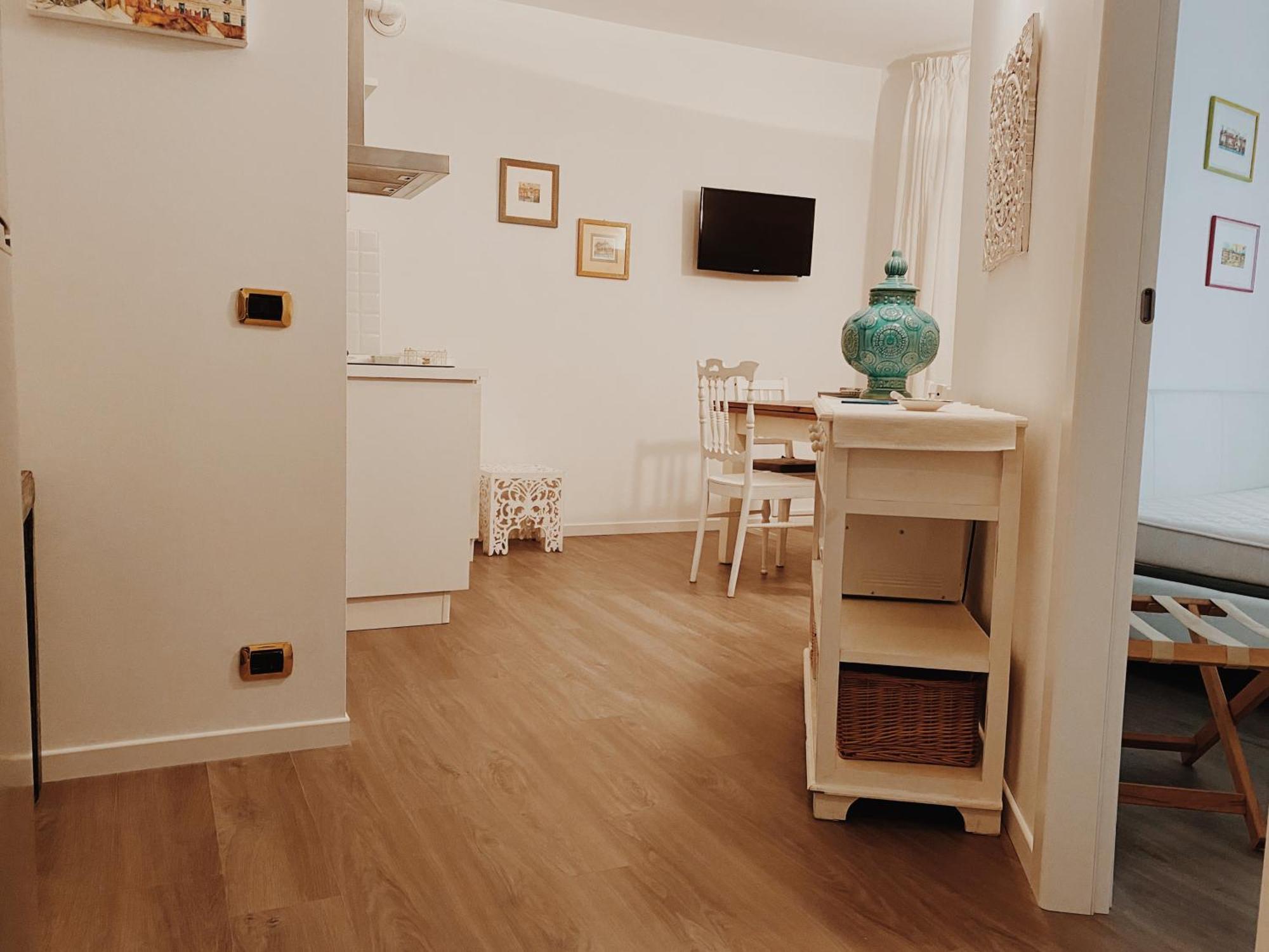 Lo Scalino Apartment Verona Bagian luar foto