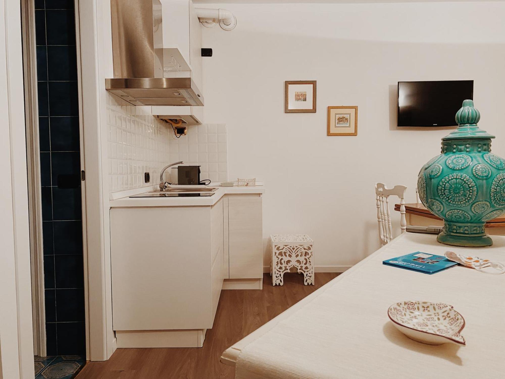 Lo Scalino Apartment Verona Bagian luar foto