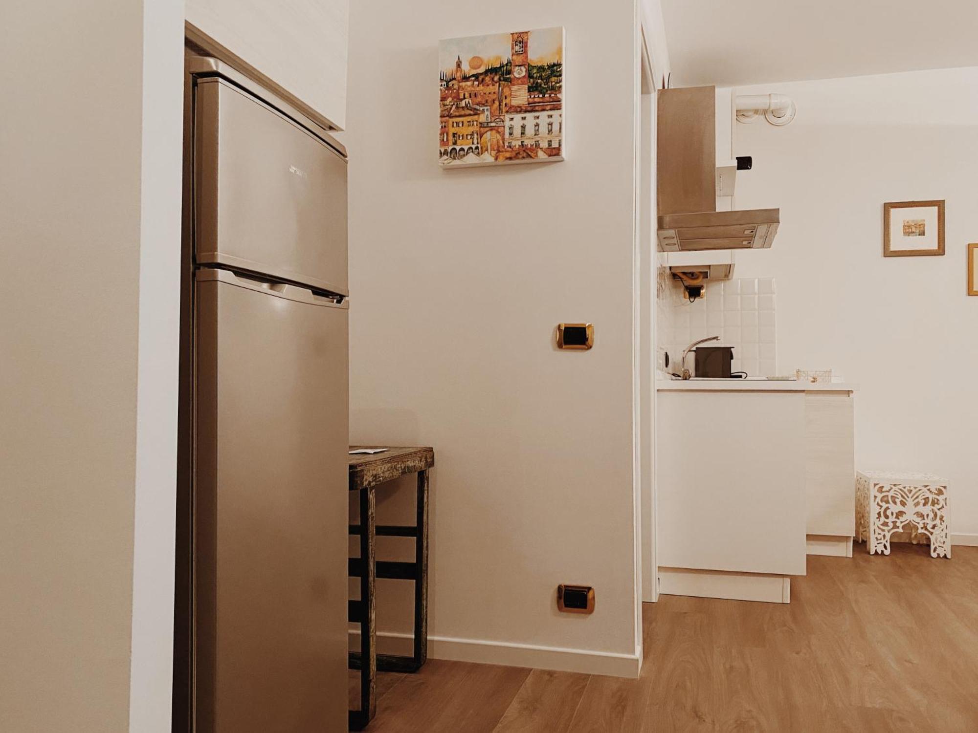 Lo Scalino Apartment Verona Bagian luar foto